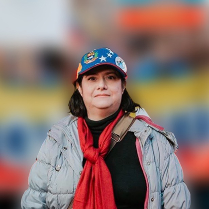 Rebecca Sarfatti est arrivée au Venezuela alors qu’elle était adolescente. Vivant aujourd’hui à Toronto, elle est bénévole à temps plein en tant que pilier de la communauté.
